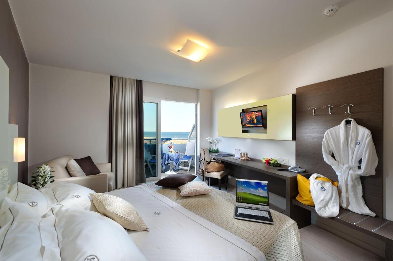 Majestic Beach Hotel & Wellness Bibione Exterior foto