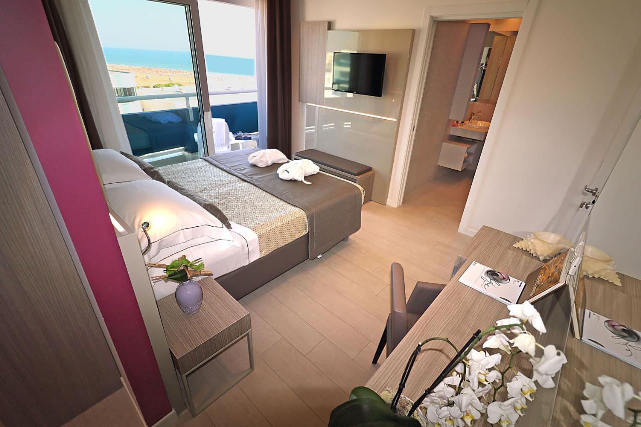 Majestic Beach Hotel & Wellness Bibione Exterior foto